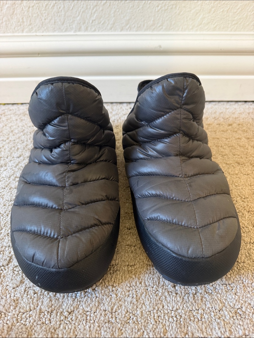 The North Face Women’s Thermoball Eco Quilted Slip-On Puffer Booties - Gray - 10